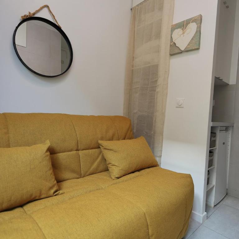 Stay in the Heart of Paris - One-Bedroom Apartment - 2