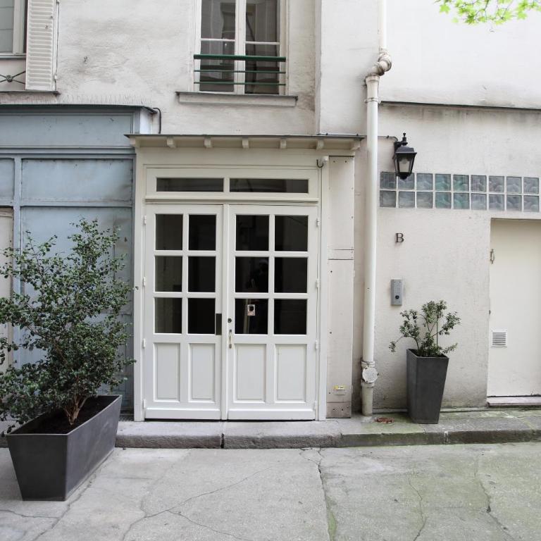 Stay in the Heart of Paris - One-Bedroom Apartment - 16