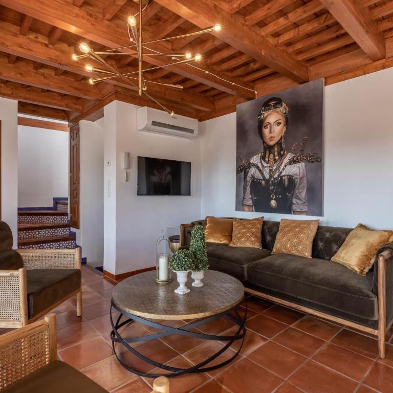 ChezmoiHomes Luxury Sacromonte - Vacation Home - 3