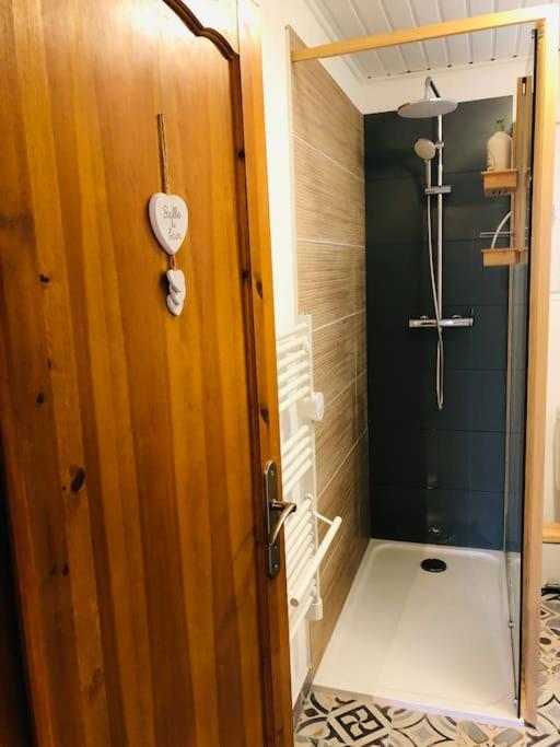 Chalet à Gérardmer - Vue montagne - Calme & Paisible - Appartement 1 Chambre - 8