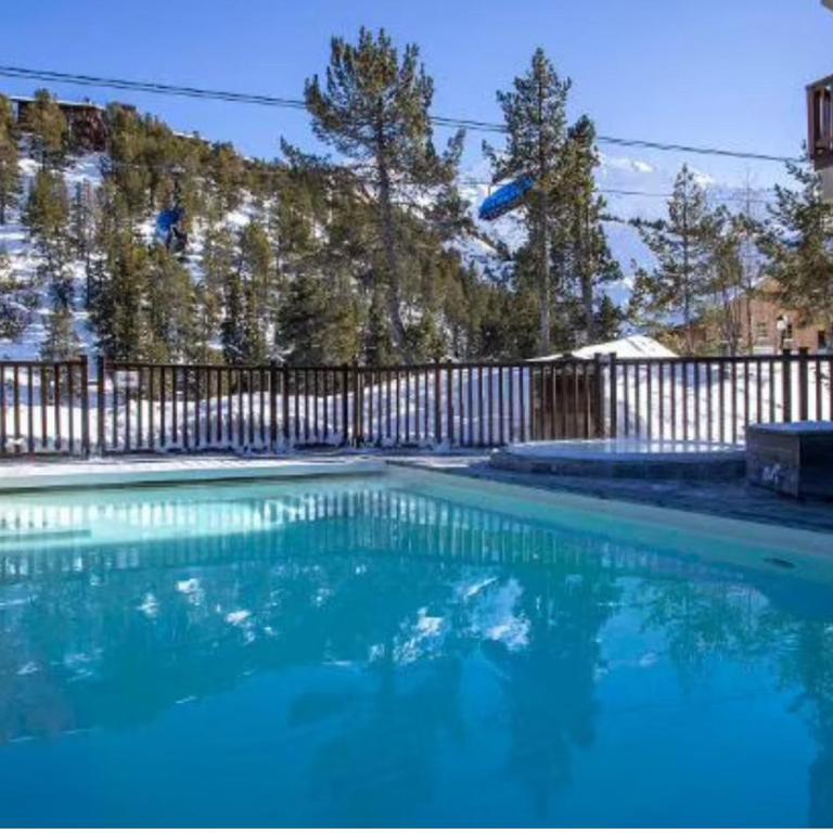 Arc 1950 - Appt 2CH - 6 pers - Rés 5* luxe - Piscine, sauna, hamman, jacuzzi - Classé 5 cristaux Paradiski - Apartment mit 2 Schlafzimmern - 18