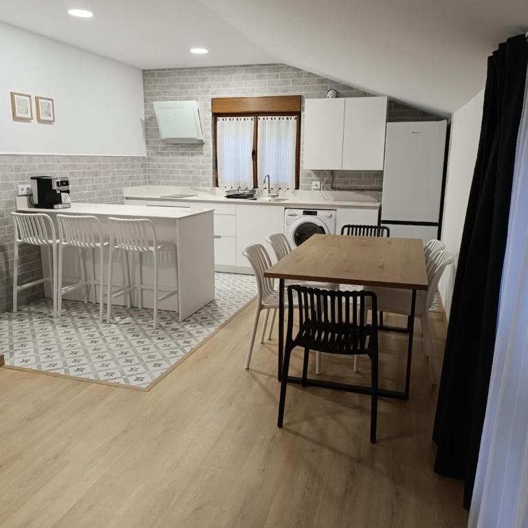 APARTAMENTOS CASA FREDI - Las LLaceries - Apartamento de 3 dormitorios - 1