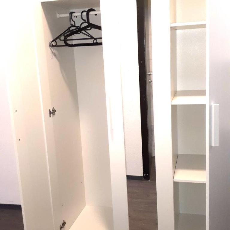 Jugendherberge Innsbruck - Youth Hostel - Einzelzimmer mit eigenem Bad - 6