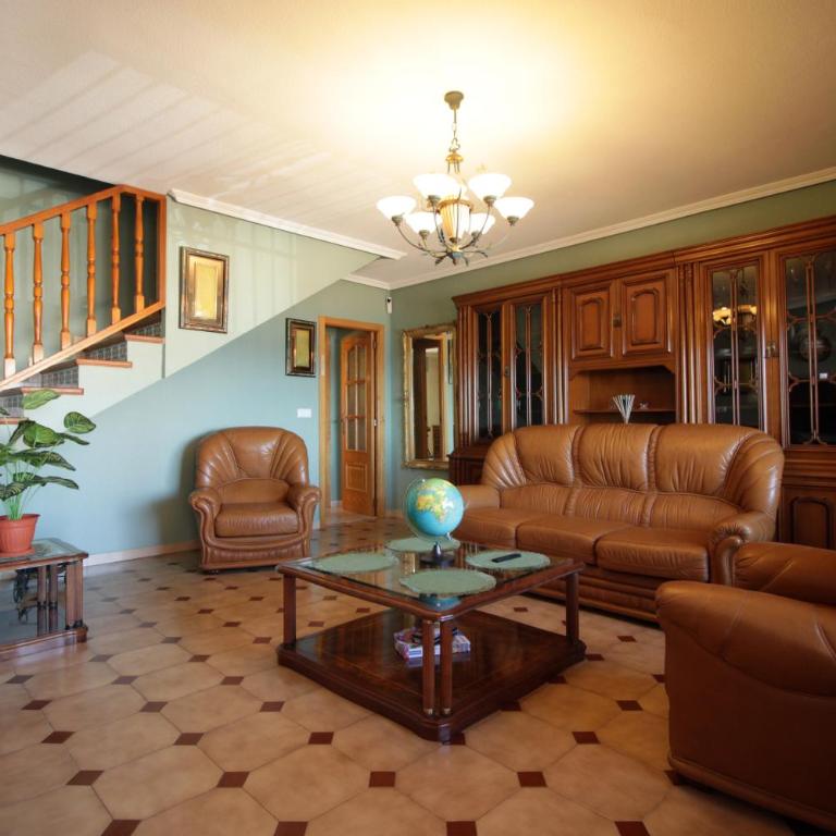 See view, relaxed - Three-Bedroom House - 4