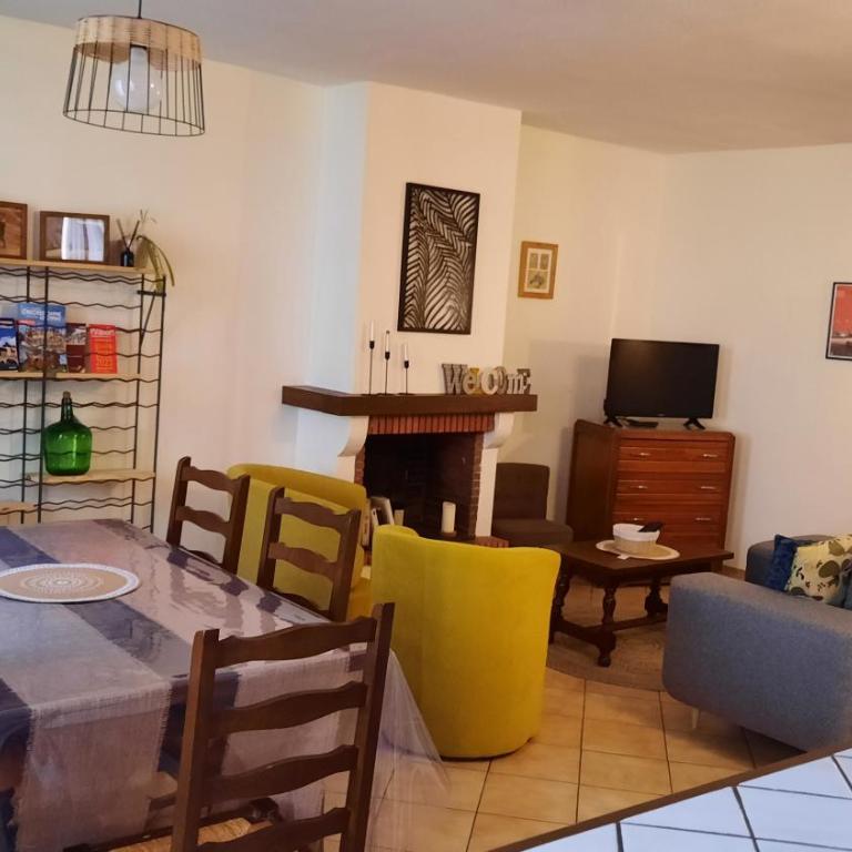 A 200 mètres du château : maison de ville - Maison 3 Chambres - 5