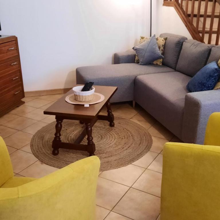 A 200 mètres du château : maison de ville - Maison 3 Chambres - 8
