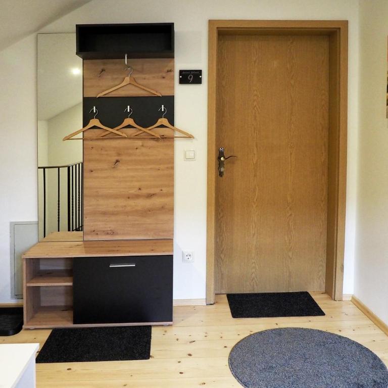Haus Tobias - Apartment mit Balkon - 10