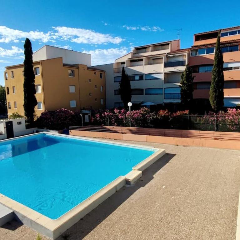 Appart avec piscine, entre plage, port et falaises - Apartment mit 2 Schlafzimmern - 38