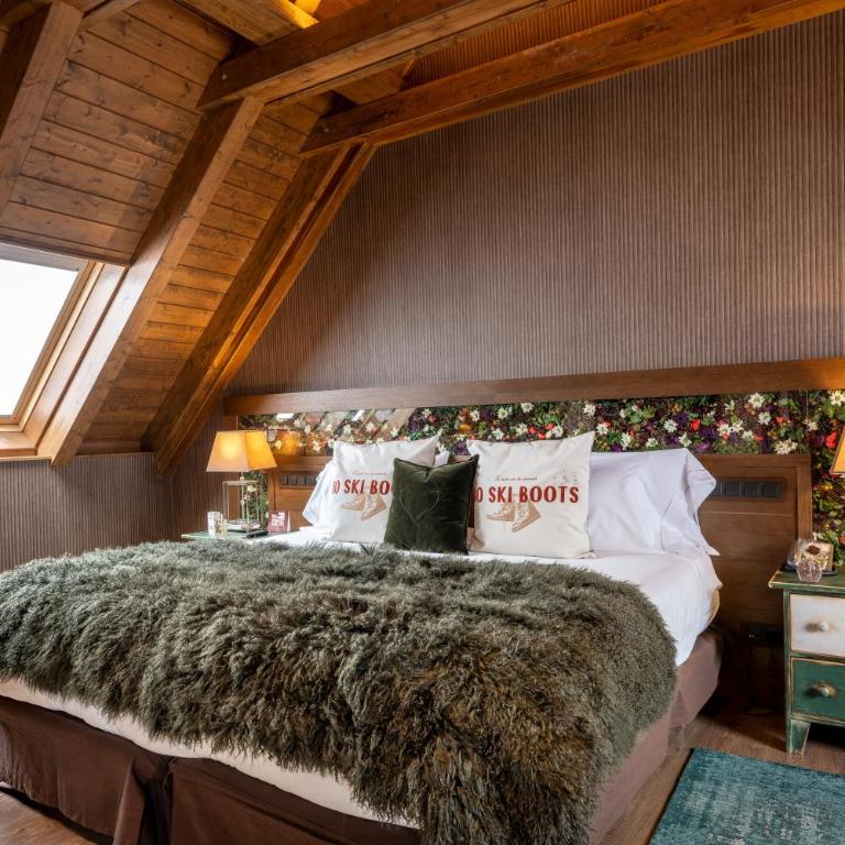 Hotel Val de Neu G.L. - Suite Real - 1