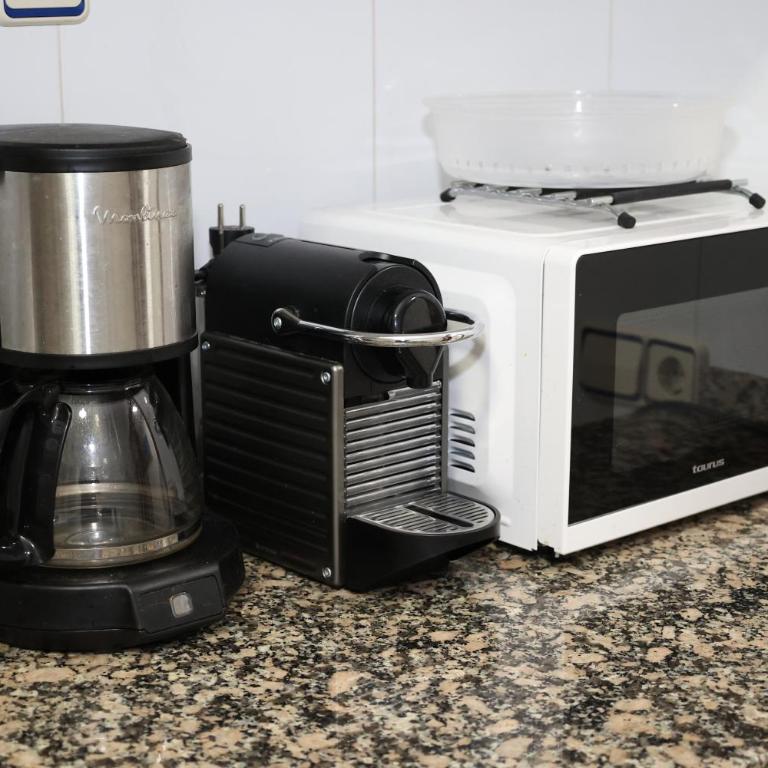 Céntrico exterior amplio 110 m. - Apartamento de 3 dormitorios - 40