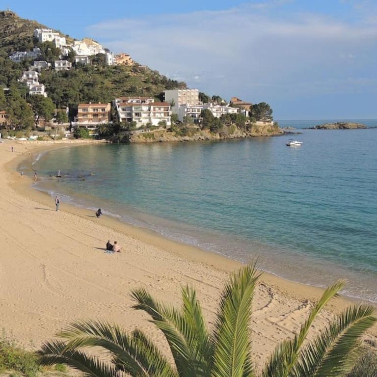 Appartement Roses centre-ville 5 min de la plage - Two-Bedroom Apartment - 18