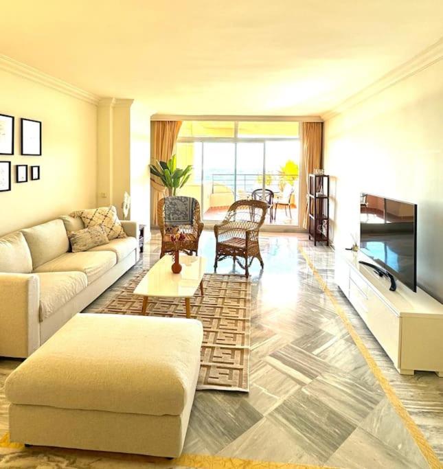 Magna Marbella 2 Bed apt with speacular sea views - Apartamento de 2 dormitorios - 3