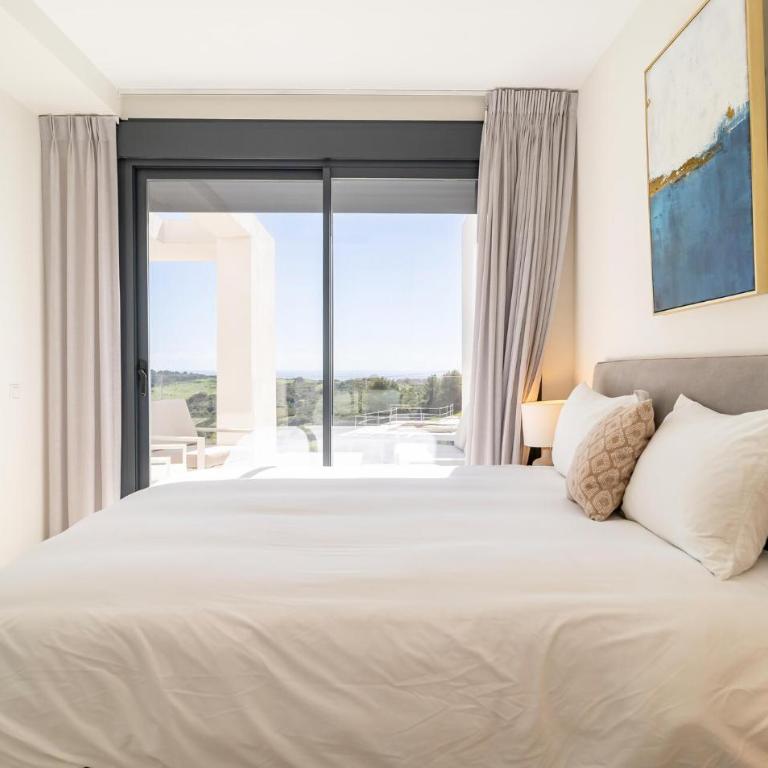Awesome Apartment In Estepona With Swimming Pool - Apartamento de 3 dormitorios - 15