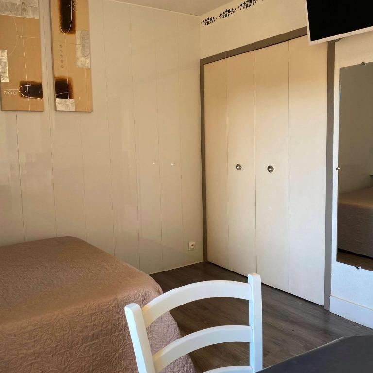Studio lumineux avec balcon, wifi, clim, proximité parc - FR-1-553-227 - Estudio - 5