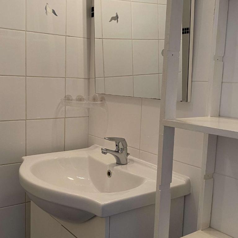 Studio lumineux avec balcon, wifi, clim, proximité parc - FR-1-553-227 - Estudio - 9