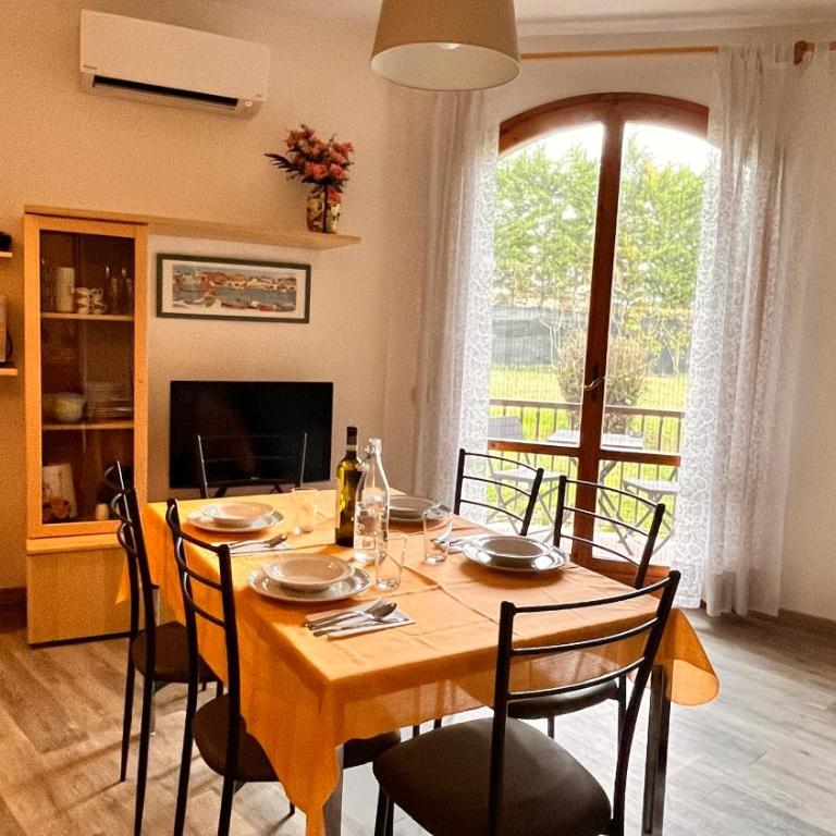 Casa Meda Girasole - Appartamento con 2 Camere da Letto - 1