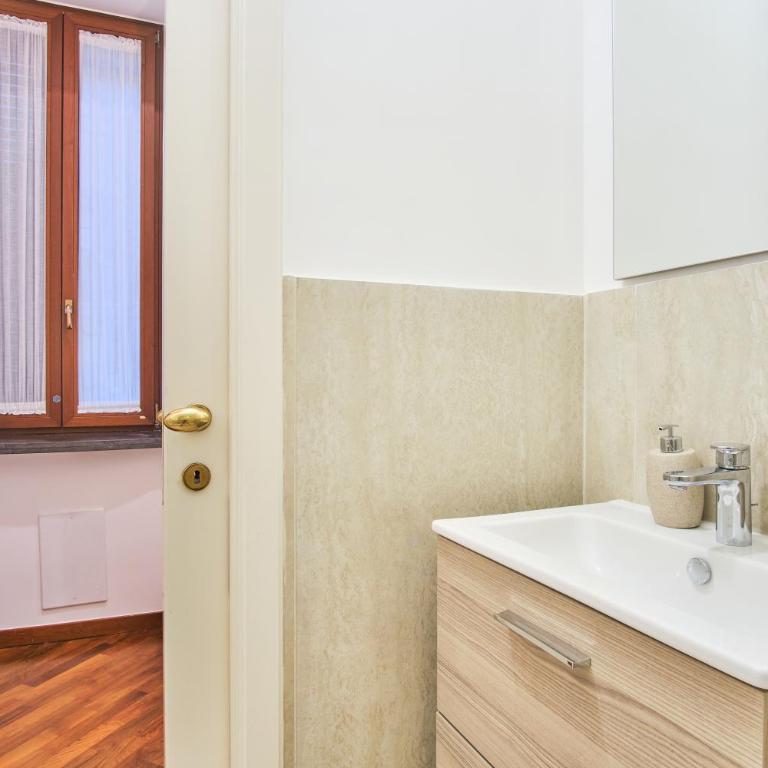 Pink Star Napoli Luxury Apartment - Two-Bedroom Apartment - 13