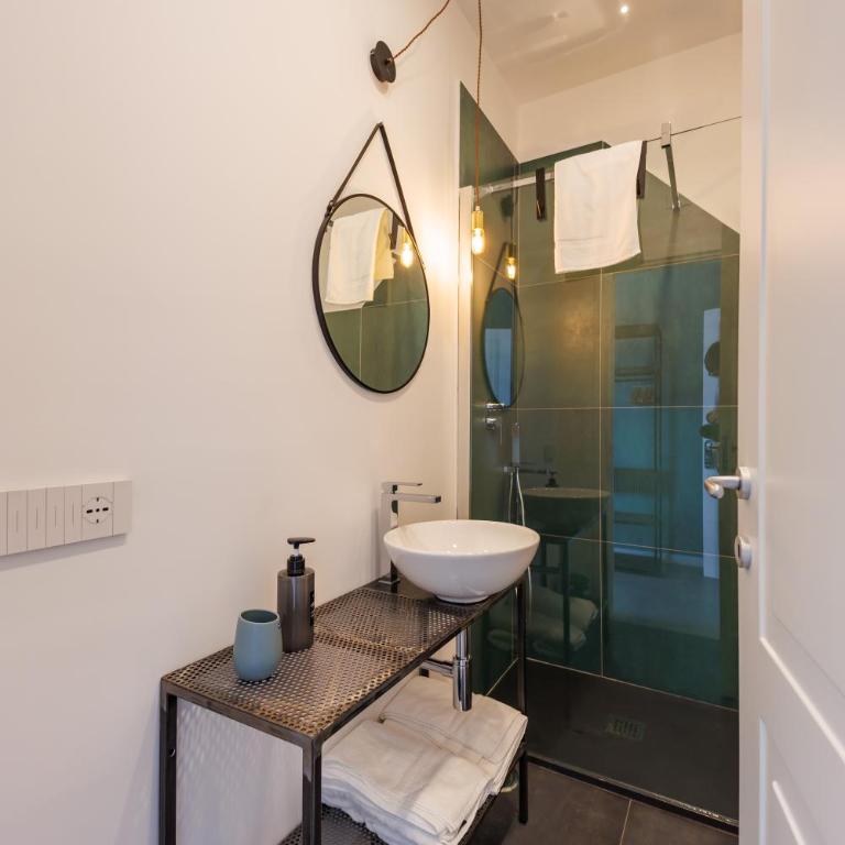 Le Stanze di Napoli - Camera Matrimoniale con Bagno Privato - 3