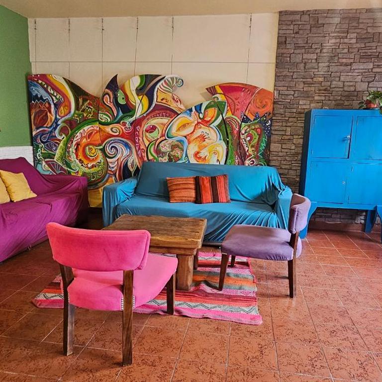 Casa una habitacion con tres camas,patio, totalmente equipada - One-Bedroom House - 1