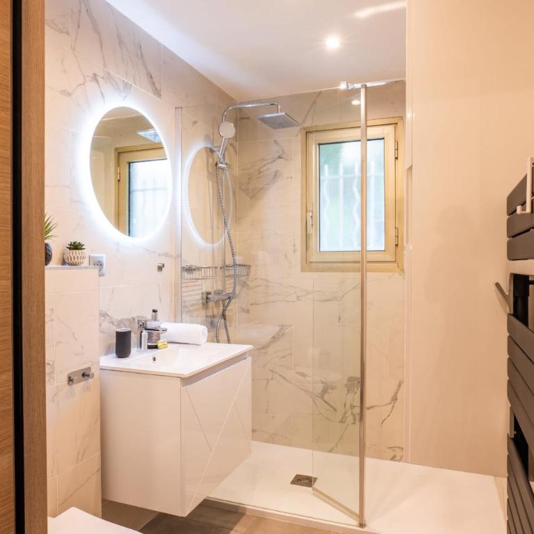 RARE ! Studio with terrace 5min walk to the Palais - Apartamento - 4