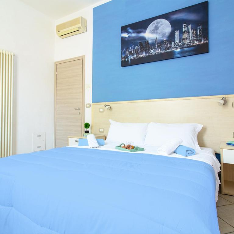 Athena Rooms - Parcheggio privato - Camera Matrimoniale con Bagno Privato - 12