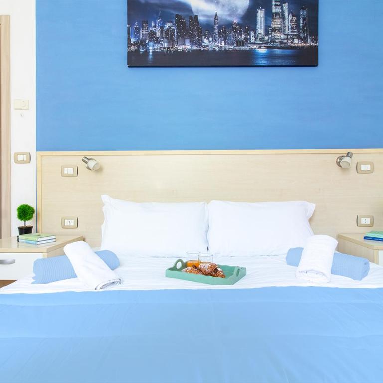 Athena Rooms - Parcheggio privato - Camera Matrimoniale con Bagno Privato - 3