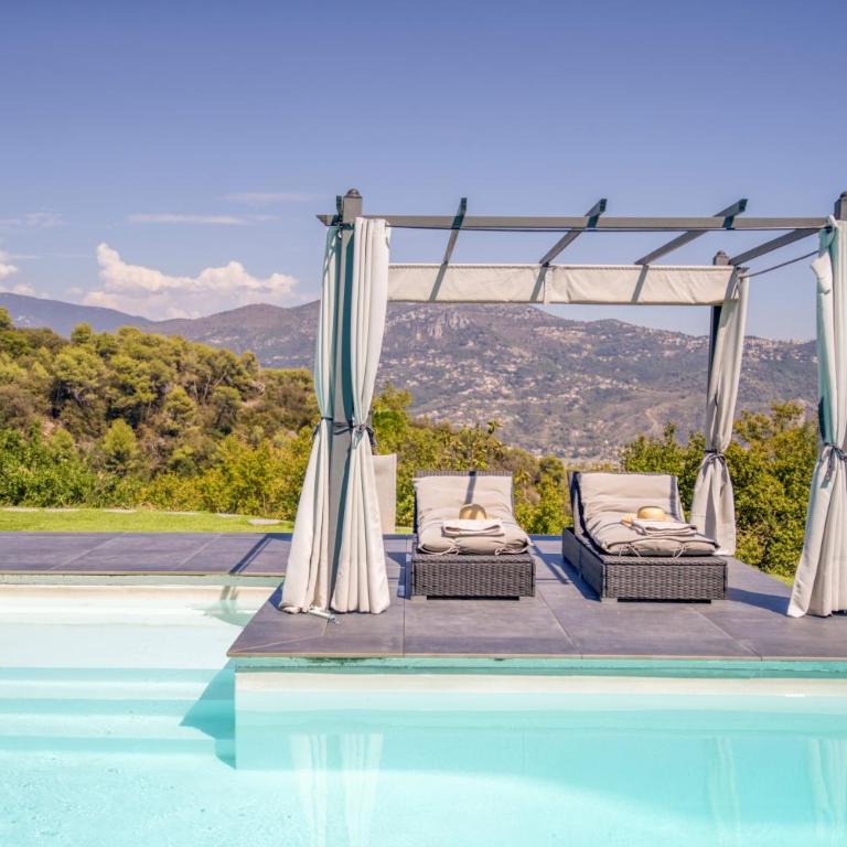 SUITE 20m2 DANS VILLA PISCINE JACUZZI - Chambre Double - Vue sur Piscine - 27
