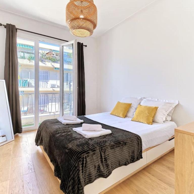 CENTRE VILLE-GRAND APPARTEMENT DE 50 M2 - COSY AVEC TERRASSE -Wifi - Appartement 1 Chambre - 9