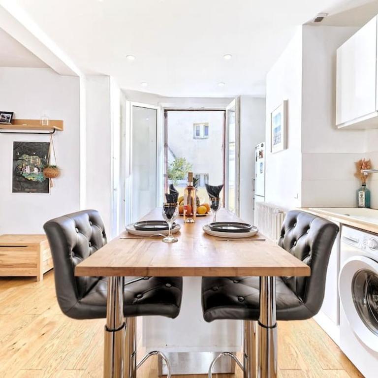 CENTRE VILLE-GRAND APPARTEMENT DE 50 M2 - COSY AVEC TERRASSE -Wifi - Appartement 1 Chambre - 14