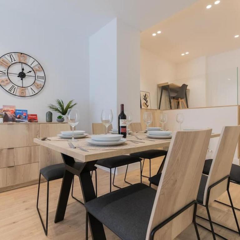 La cruz cozy apartment by Next Stop Bilbao - Three-Bedroom Apartment - 1