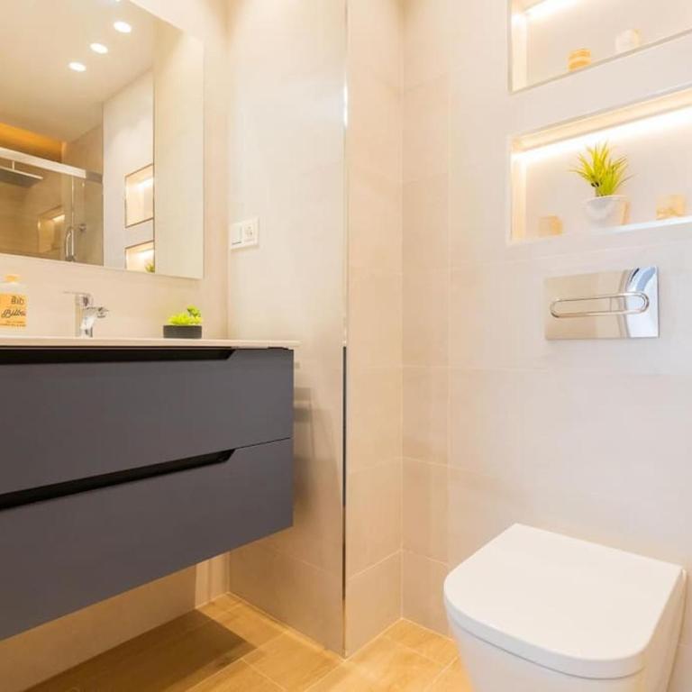 La cruz cozy apartment by Next Stop Bilbao - Three-Bedroom Apartment - 27