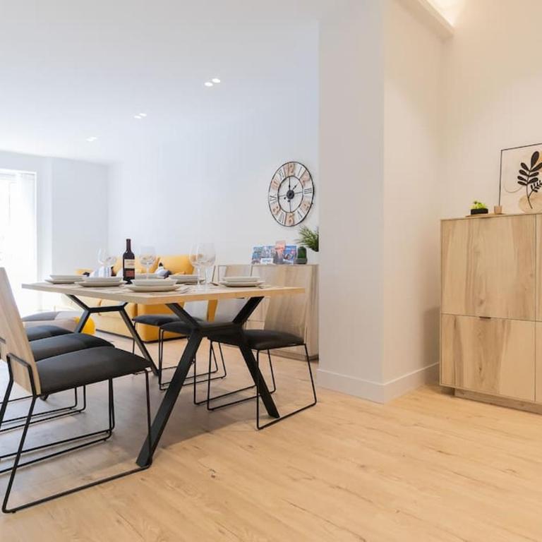 La cruz cozy apartment by Next Stop Bilbao - Three-Bedroom Apartment - 51