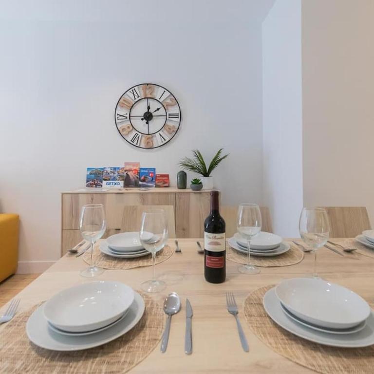 La cruz cozy apartment by Next Stop Bilbao - Three-Bedroom Apartment - 52