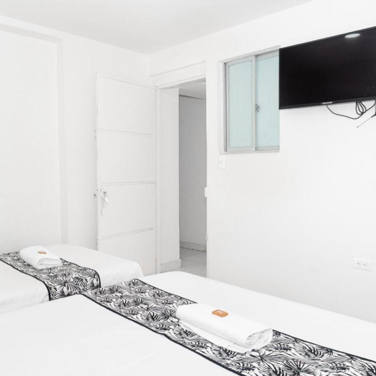 ALOJAMIENTO MOON - Habitación Doble Deluxe - 1 o 2 camas - 6