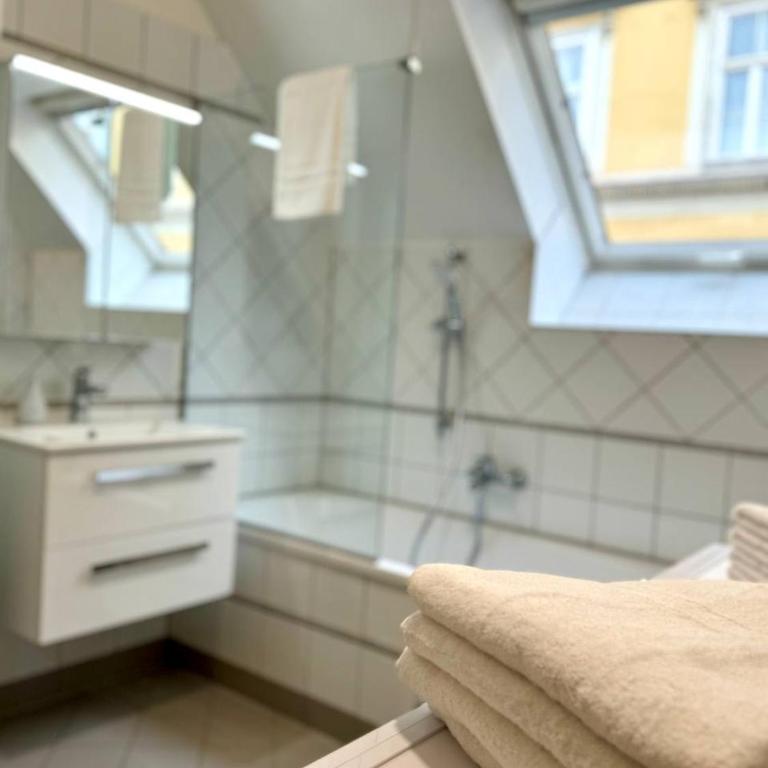 ParkSide by BestChoice - Self Check-in with Parking Option - Apartment mit Balkon - 8