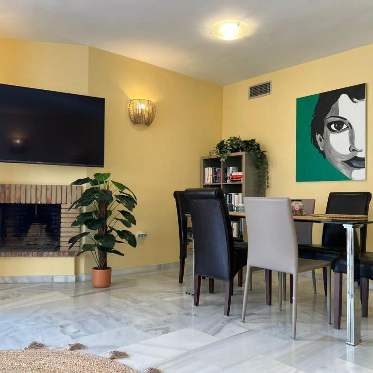 Beautiful 2 bedroom Apartment in Puerto Banus ! - Apartamento de 2 dormitorios - 37