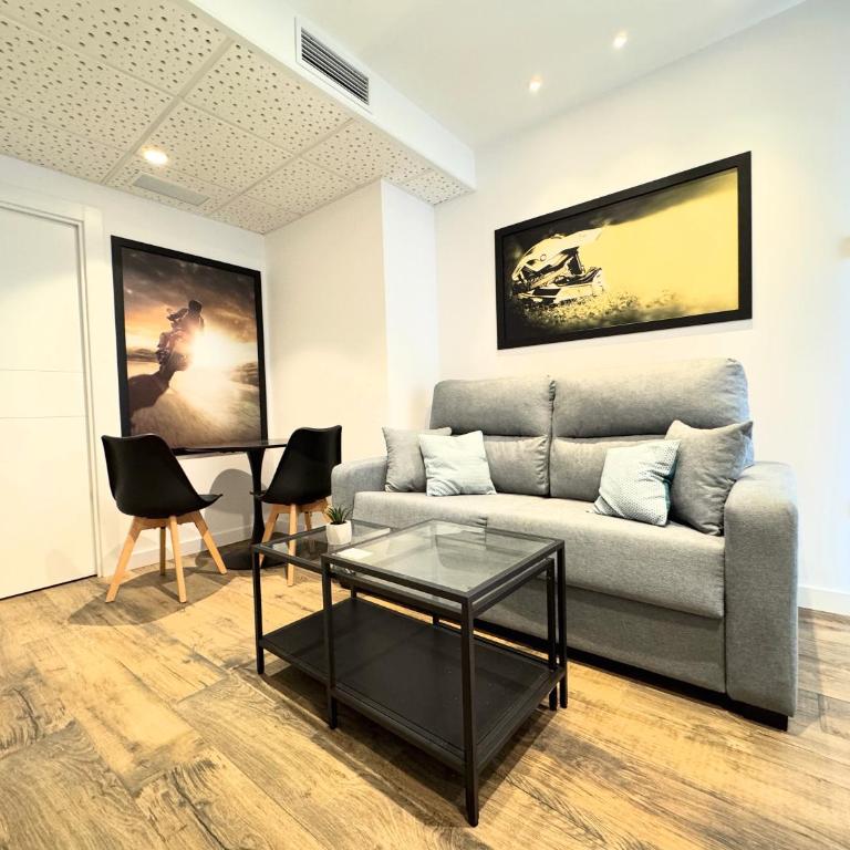 Apartamentos Identia Sport by gaiarooms - Estudio Superior - 19