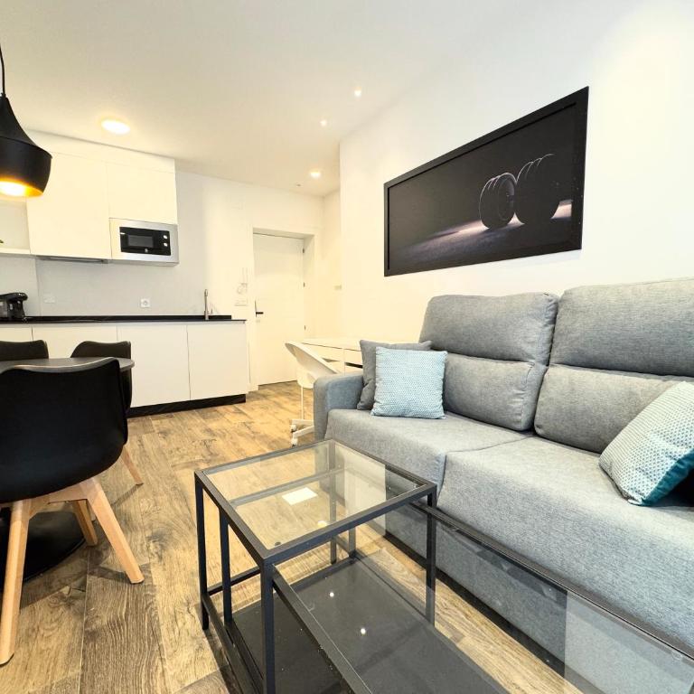 Apartamentos Identia Sport by gaiarooms - Estudio Superior - 24