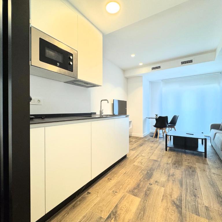 Apartamentos Identia Sport by gaiarooms - Estudio Superior - 58