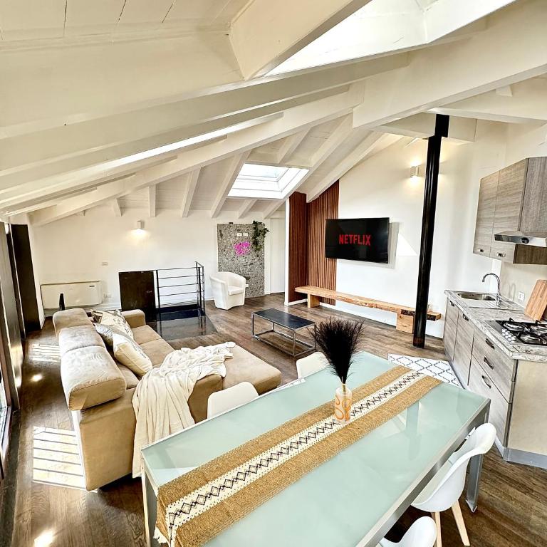 BRIDGE Apt Brescia - Netflix - wifi - Appartamento con 2 Camere da Letto - 7