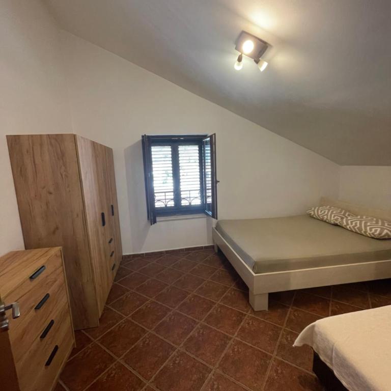 Apartment Atina - One-Bedroom Apartment - 11