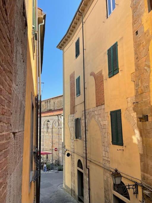 Casa storica nel cuore di Pisa - Lungarno - Appartamento con 2 Camere da Letto - 8