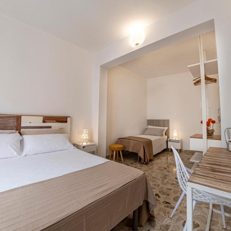 B&B - Le Tre Comari - Camera Tripla Comfort - 6