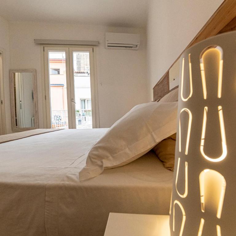 B&B - Le Tre Comari - Camera Tripla Comfort - 9