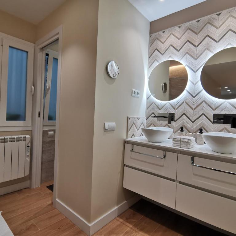 Apartamento de Lujo - A 10 minutos del centro - One-Bedroom Apartment - 5
