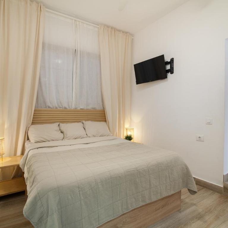 Apartment with balcony - Sunny Holidays Tenerife - Two-Bedroom Apartment - 29