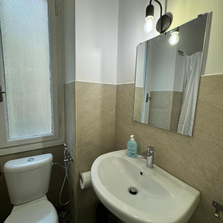 Room Sapienza - Camera Matrimoniale con Bagno Privato - 4