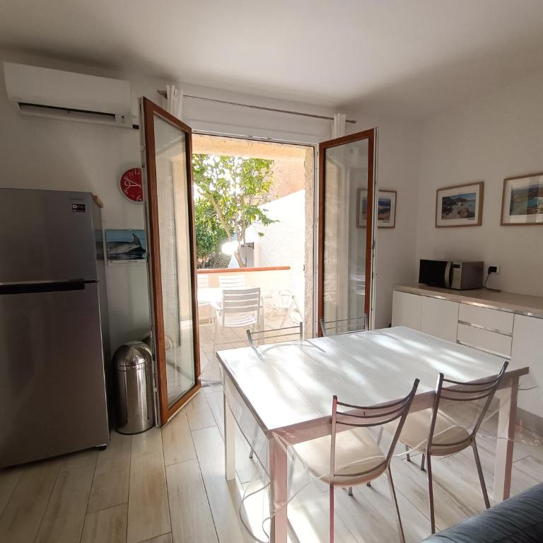Appartamento Vacanze alla Maddalena - Appartamento con 2 Camere da Letto - 9