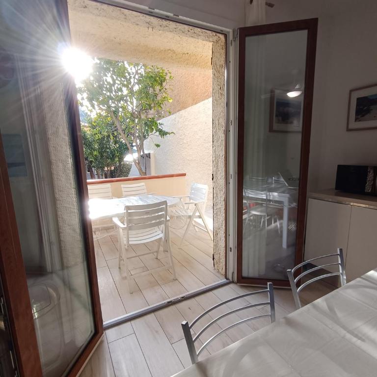 Appartamento Vacanze alla Maddalena - Appartamento con 2 Camere da Letto - 6