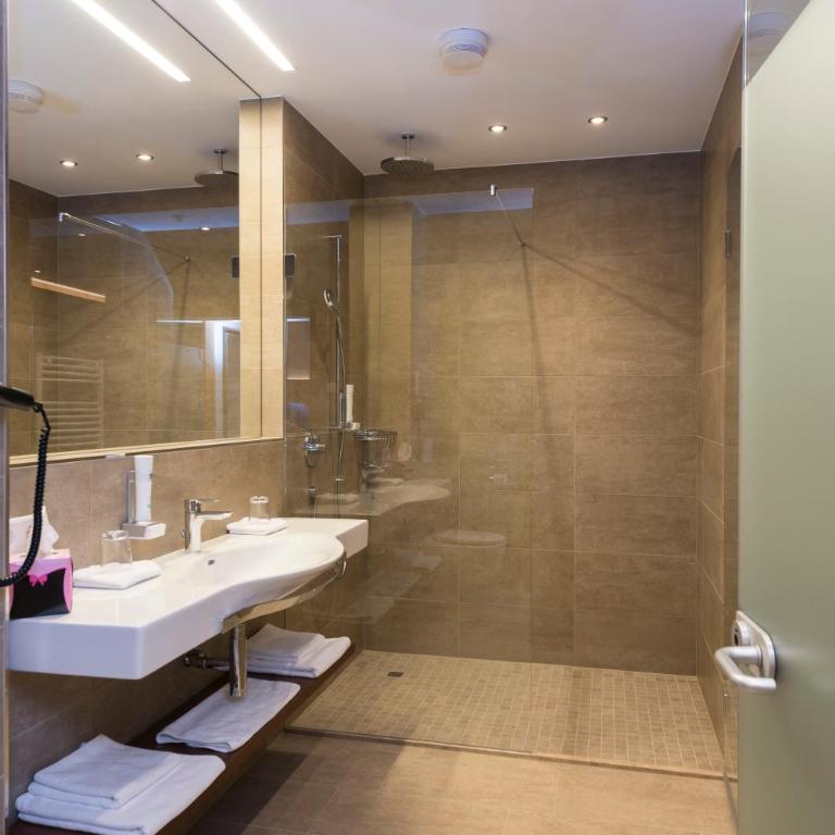 BichlAlm Berggasthof - Junior Suite mit Terrasse - 7